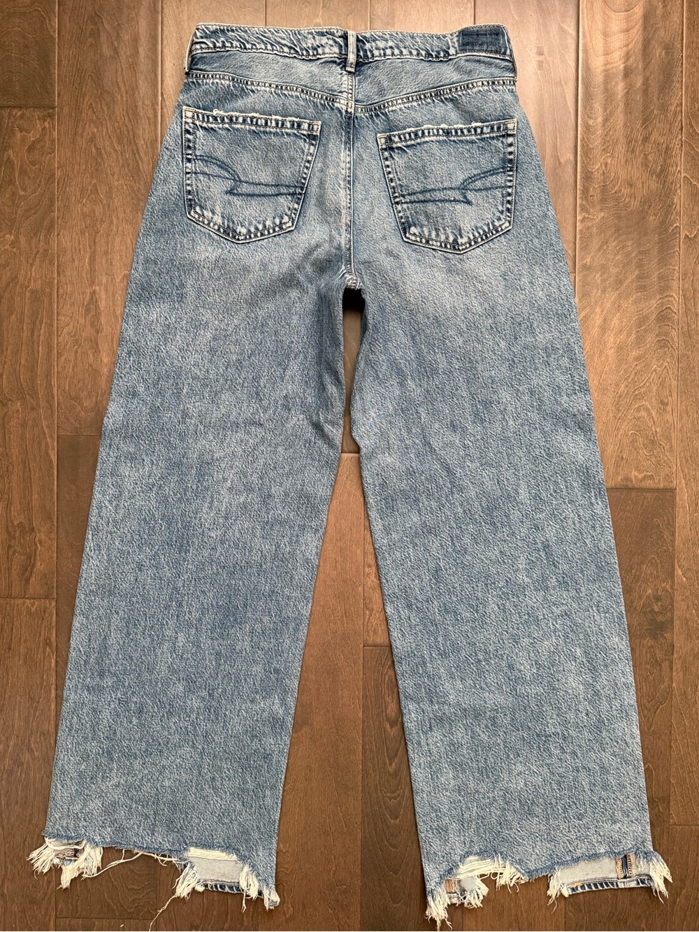 American Eagle Super High Rise Baggy Wide Leg Jeans - Picture 2 of 7